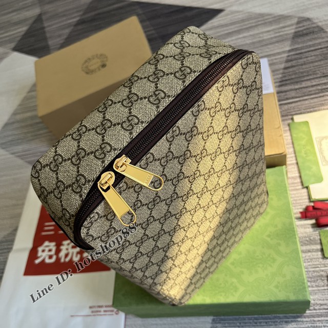 Gucci專櫃新款旅行系列收納袋 古馳GG大號方包手拿包726669 gqy4319